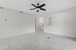 Photo #6: 6989304 Listing