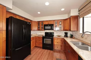 Photo #5: 6989335 Listing 