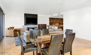 Photo #6: 6989442 Listing