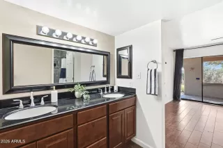 Photo #5: 6989749 Listing 