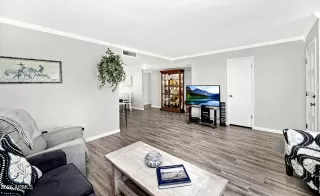 Photo #4: 6989773 Listing 