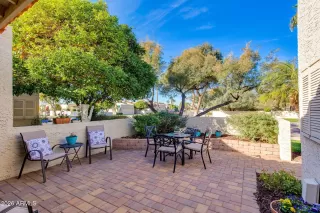 Photo #2: 6989865 Listing