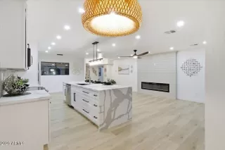 Photo #3: 6989890 Listing 