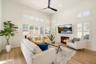 Photo #4: 6989904 Listing