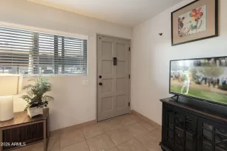 Photo #2: 6989924 Listing