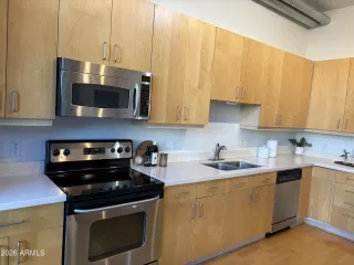 Photo #4: 6989960 Listing 