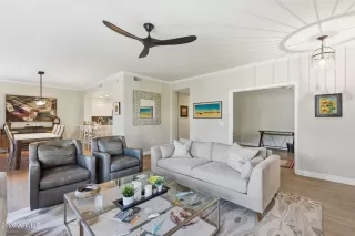 Photo #3: 6990011 Listing