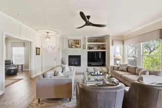 Photo #5: 6990011 Listing