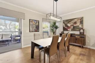 Photo #6: 6990011 Listing