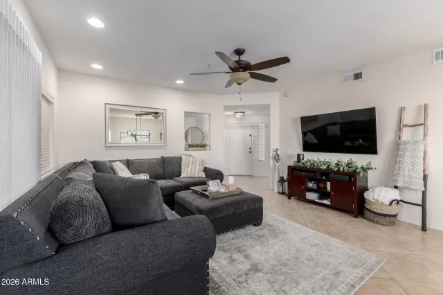 MLS: 6990128 Condo For Sale