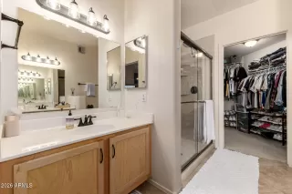 Photo #4: 6990128 Listing