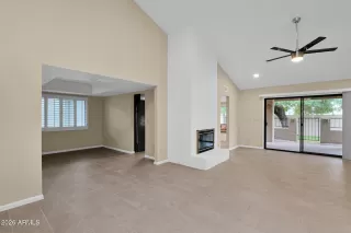 Photo #4: 6990181 Listing 