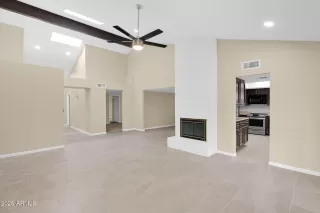 Photo #6: 6990181 Listing 