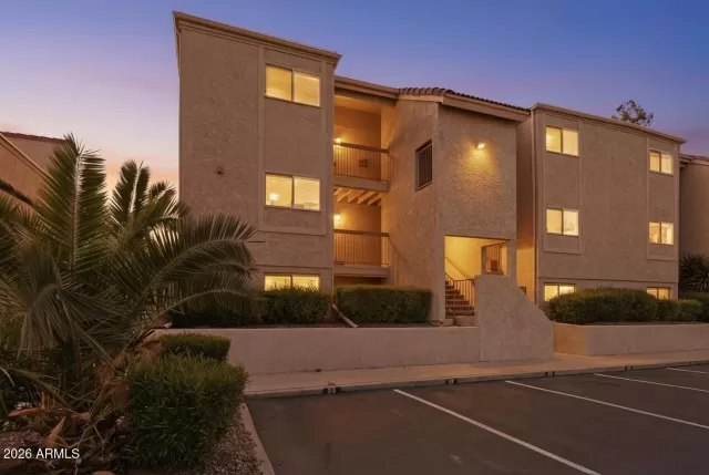 MLS: 6990210 Condo For Sale