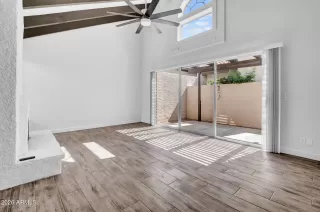 Photo #6: 6990263 Listing 