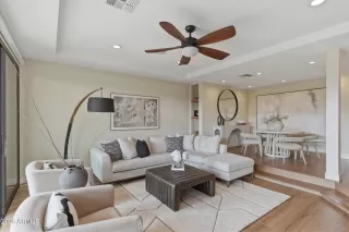 Photo #2: 6990324 Listing