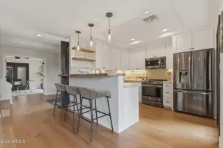 Photo #4: 6990324 Listing