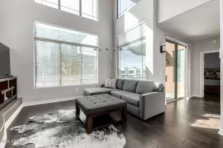 Photo #6: 6990457 Listing 