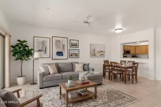 Photo #4: 6990624 Listing