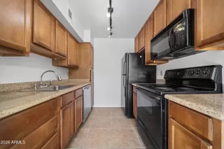 Photo #4: 6990652 Listing