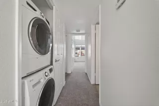 Photo #5: 6990652 Listing