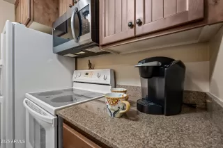 Photo #3: 6990703 Listing