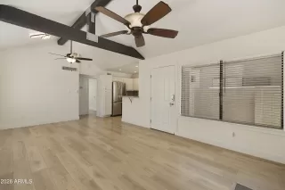 Photo #6: 6990787 Listing 