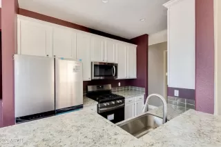 Photo #3: 6990799 Listing 