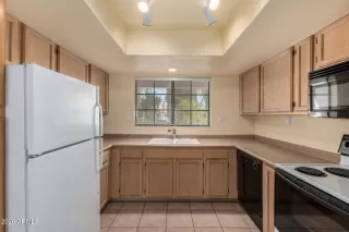 Photo #5: 6990803 Listing 