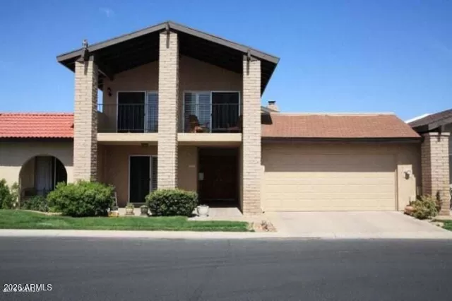 MLS: 6990997 Condo For Sale