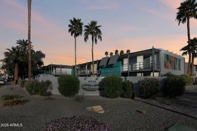 MLS: 6991043 Condo For Sale