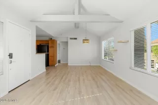 Photo #4: 6991207 Listing 