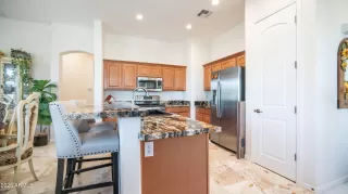 Photo #3: 6991326 Listing 