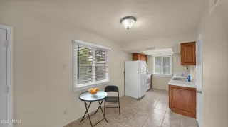 Photo #5: 6991384 Listing 