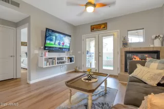 Photo #6: 6991391 Listing