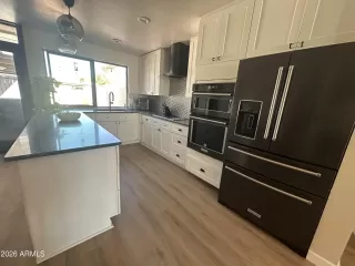 Photo #3: 6991459 Listing 