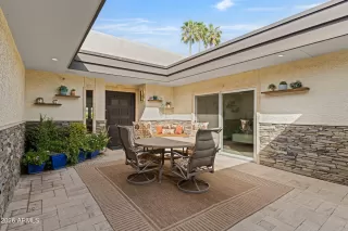 Photo #6: 6991492 Listing