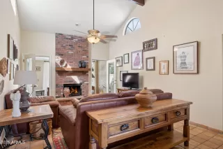 Photo #4: 6991613 Listing 