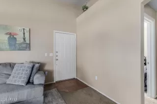 Photo #1: 6991826 Listing 