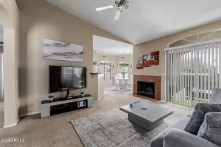 Photo #2: 6991826 Listing 