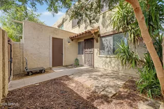 Photo #5: 6991913 Listing 