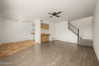 Photo #6: 6991913 Listing 