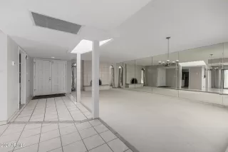 Photo #6: 6992043 Listing 