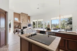 Photo #4: 6992144 Listing 