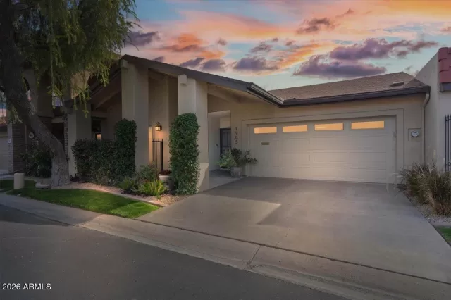 MLS: 6992293 Condo For Sale