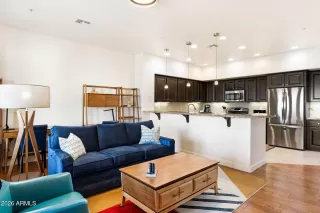 Photo #4: 6992301 Listing 