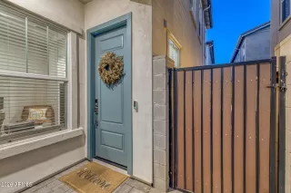 Photo #1: 6992346 Listing 