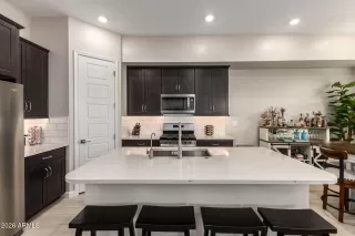 Photo #3: 6992346 Listing 