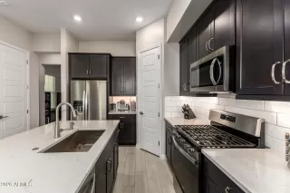 Photo #4: 6992346 Listing 