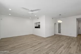 Photo #6: 6992361 Listing 